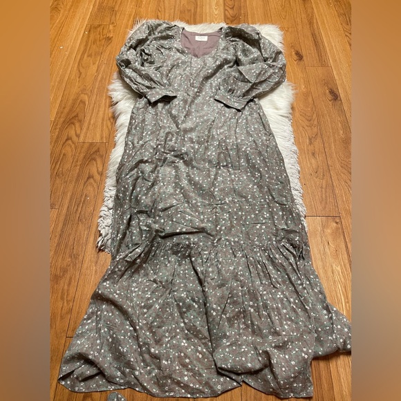 Mirth Dress - Picture 11 of 14